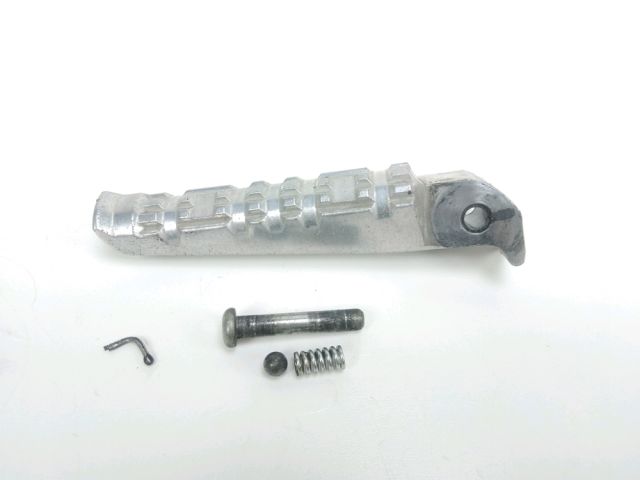 Repose pieds arriere droit occasion MBK YPR 250 SKYCRUISER 2013