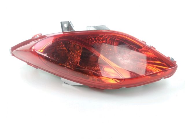 Feu arriere gauche occasion YAMAHA YP 125 X-MAX 2010