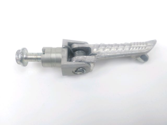 Repose pieds avant droit occasion SUZUKI GSXR 750 2006