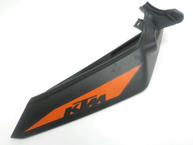 Carenage arriere droit occasion KTM DUKE 125 2021