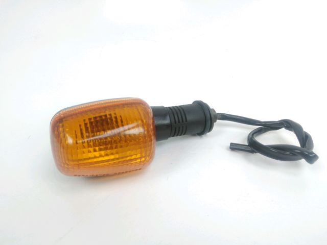 Clignotant arriere d occasion SUZUKI XF 650 FREEWIND 2000
