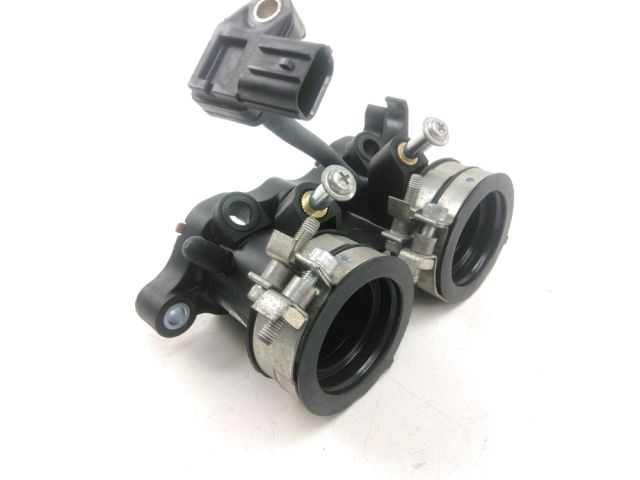 Pipe admission occasion YAMAHA XP 530 T-MAX 2012