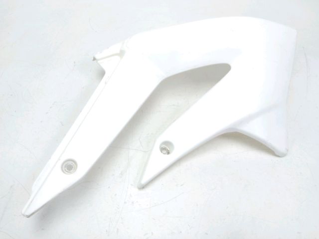 Carenage avant droit occasion GILERA SMT 2015
