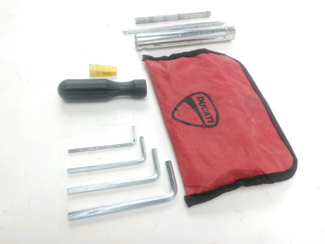 Trousse outil occasion DUCATI MONSTER 797 2019