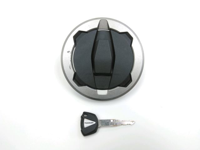 Bouchon de reservoir occasion KAWASAKI Z 650 2018