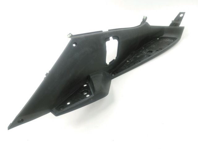 Marche pieds droit occasion PEUGEOT SATELIS COMPRESSOR 2008