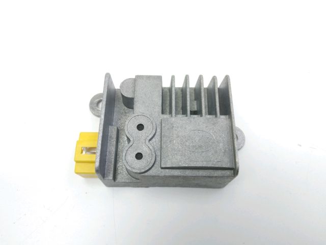 Regulateur de tension occasion SAKURA EV 3000 2021