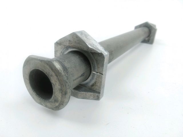 Axe de roue arriere occasion KAWASAKI Z 1000 2008