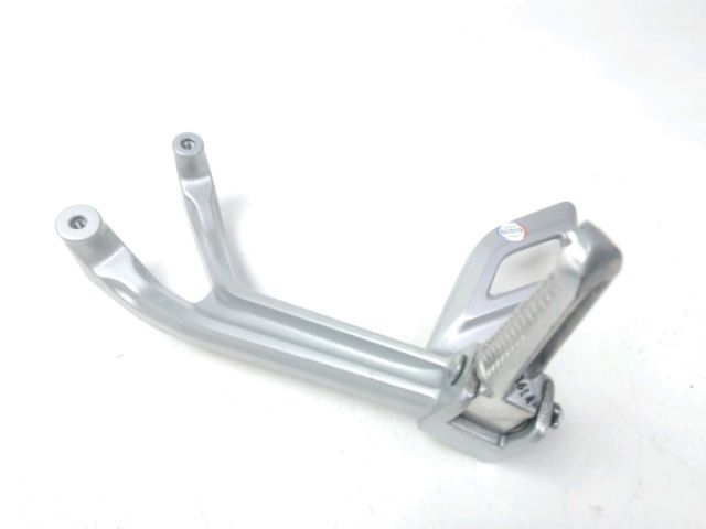 Platine et repose pieds arriere gauche occasion YAMAHA YZF-R 125 2023