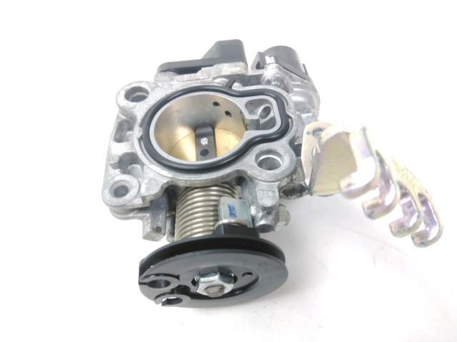 Corps d'injection droit occasion YAMAHA YZF-R 125 2023