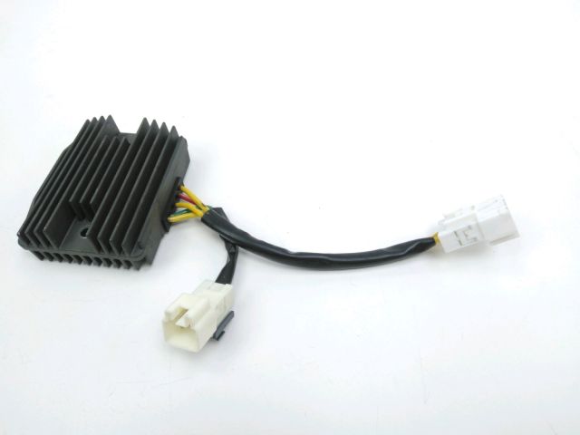 Regulateur de tension occasion PIAGGIO MP3 350 2019