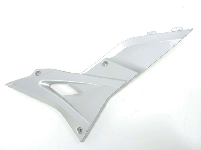 Habillage de cadre droit occasion PEUGEOT XR7 2008