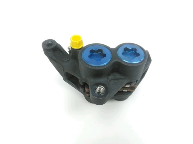 Etrier avg occasion YAMAHA FZS 600 FAZER 1998