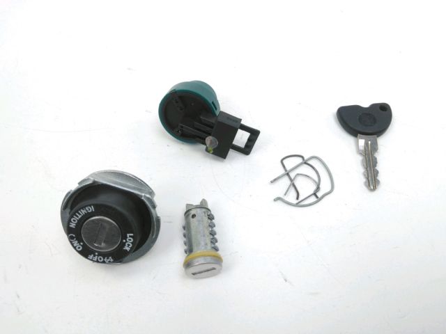 Serrure occasion PIAGGIO LIBERTY 50 4T 2022