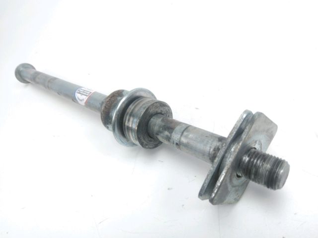 Axe de roue arriere occasion SUZUKI SV 650 2002