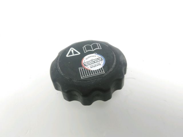 Bouchon de radiateur occasion TRIUMPH STREET TRIPLE 2010