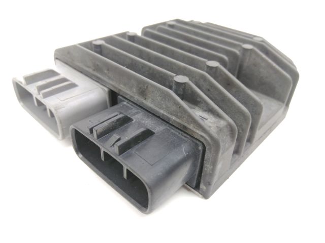 Regulateur de tension occasion YAMAHA FZ8 800 S 2011