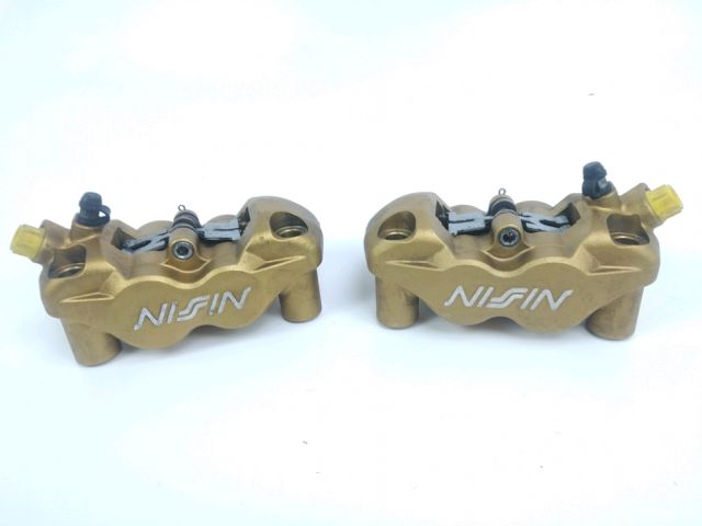 Etrier frein avant occasion TRIUMPH STREET TRIPLE 2010