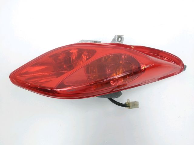 Feu arriere droit occasion YAMAHA YP 125 X-MAX 2013