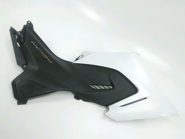 Flanc carenage droit occasion HONDA NC 750 X 2015