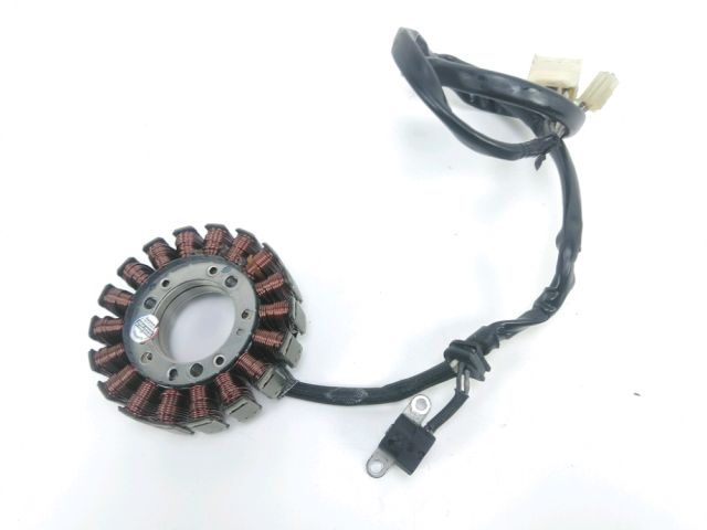 Stator occasion YAMAHA FZS 600 FAZER 2001