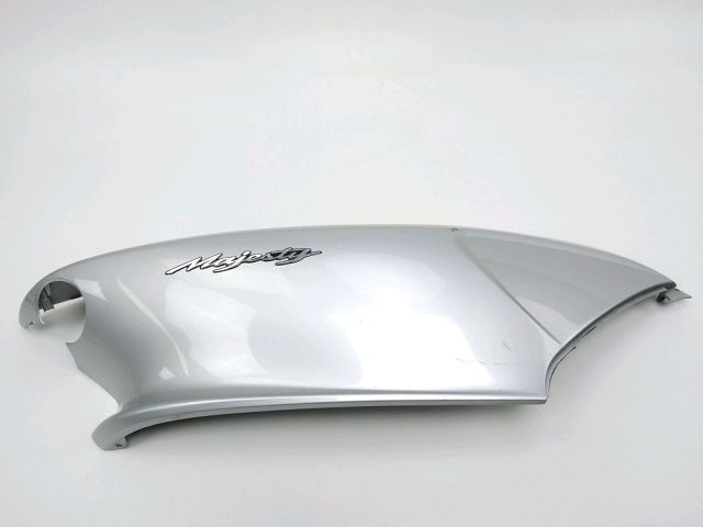 Carenage arriere droit occasion YAMAHA YP 125 MAJESTY 2004