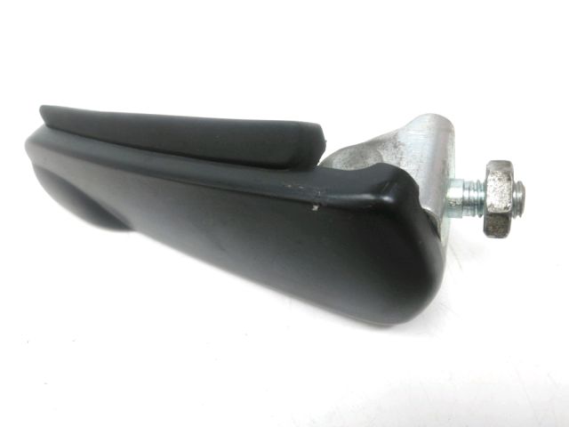 Repose pieds arriere droit occasion GILERA NEXUS 2010