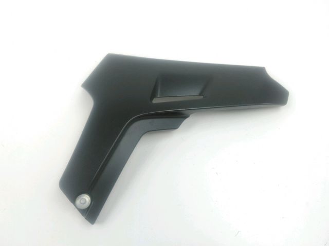 Carenage avant gauche occasion HONDA CB 125 R 2022