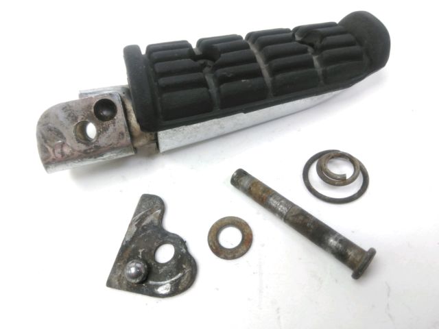 Repose pieds arriere gauche occasion YAMAHA FZX 750 FAZER 1991