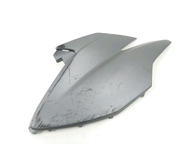 Carenage avant droit occasion SUZUKI AN 400 BURGMAN 2018