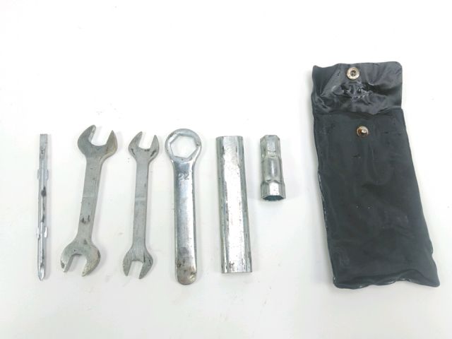 Trousse outil occasion HONDA CBR-R 125 2011