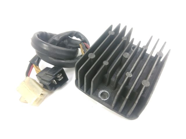 Regulateur de tension occasion SUZUKI VZ 800 MARAUDER 2000