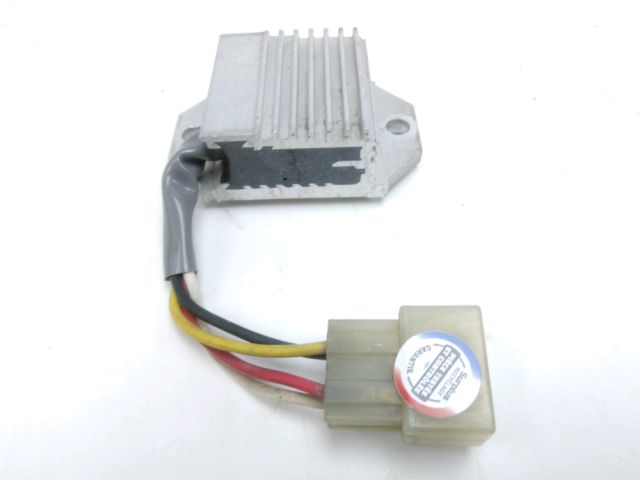 Regulateur de tension occasion YAMAHA DTR 125 1997