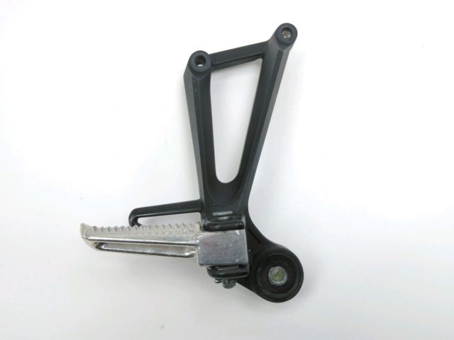 Platine et repose pieds arriere droit occasion YAMAHA YZF-R3 2019