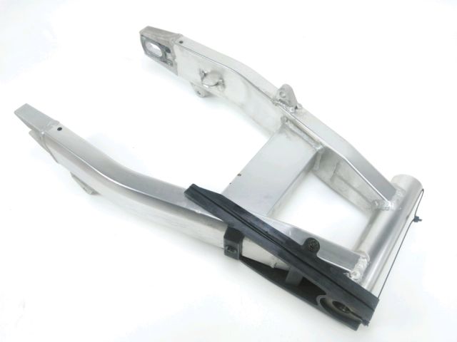 Bras oscillant complet occasion SUZUKI GSX 1400 2002