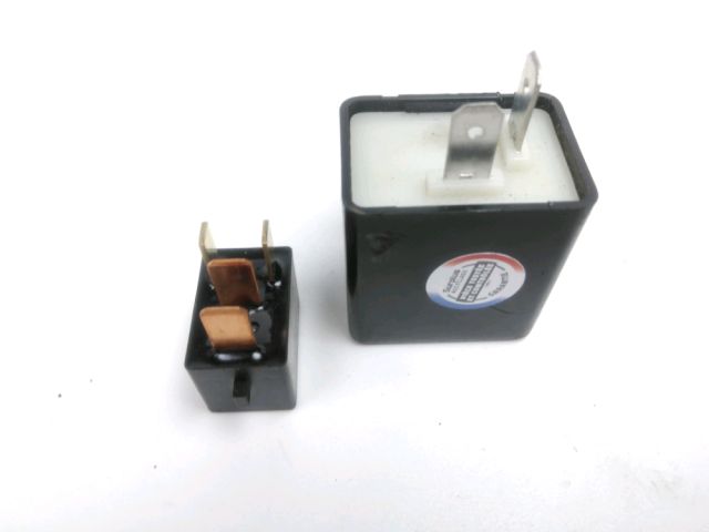 Relais boitier electrique occasion BULLIT BLUROC 2021