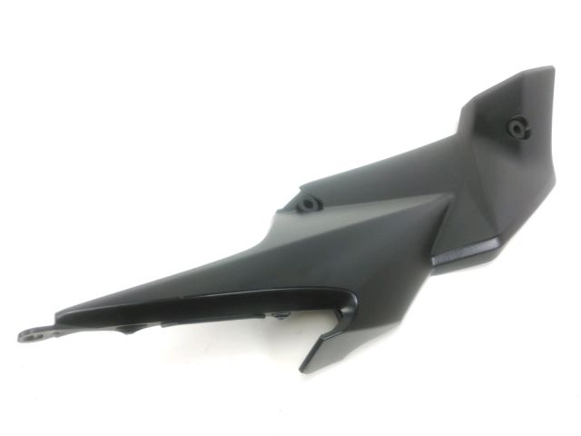 Habillage de cadre droit occasion SUZUKI GSR  2011