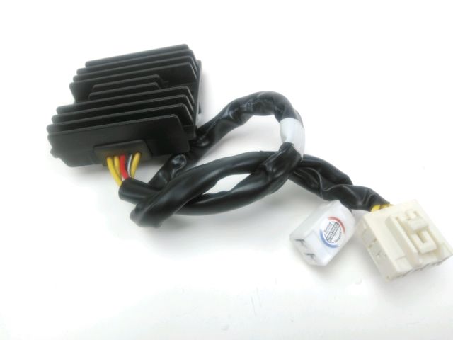 Regulateur de tension occasion HYOSUNG GV S BOBBER 2023