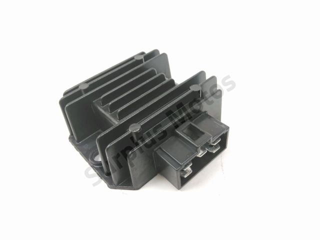 Regulateur de tension occasion YAMAHA GPD NMAX 2020