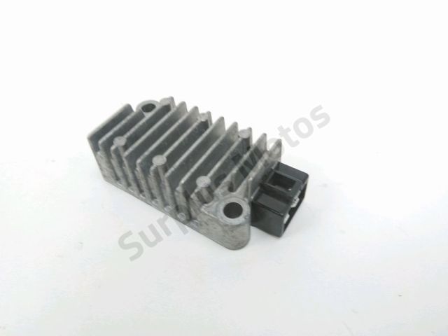 Regulateur de tension occasion YAMAHA YZF-R 125 2015