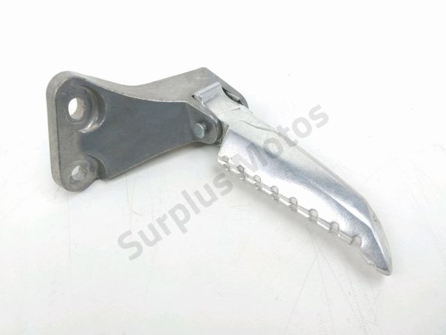 Platine et repose pieds arriere droit occasion YAMAHA N-MAX 125 2018