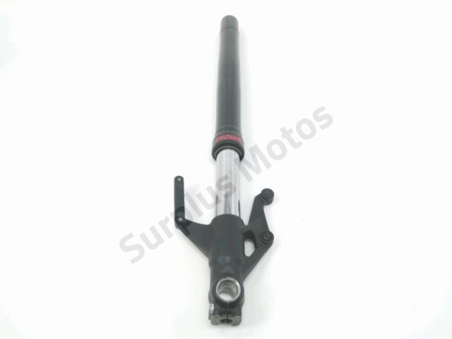 Tube de fourche gauche occasion TRIUMPH TRIDENT 2021