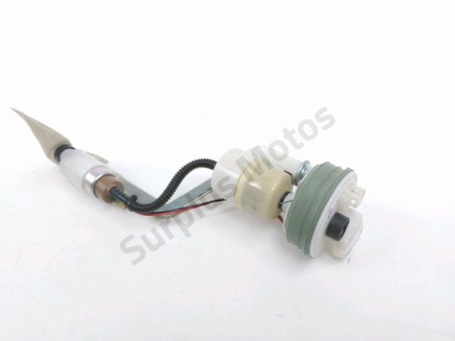 Pompe a essence occasion PIAGGIO X10 125 2012