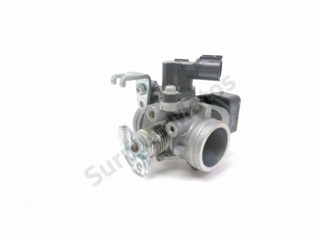 Corps d'injection droit occasion YAMAHA YBR 125 C 2011