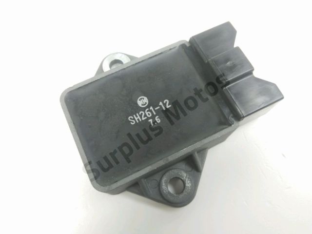 Regulateur de tension occasion HONDA CB 750 SEVEN FIFTY 1997