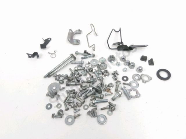Pack visserie occasion YAMAHA YBR 125 C 2013