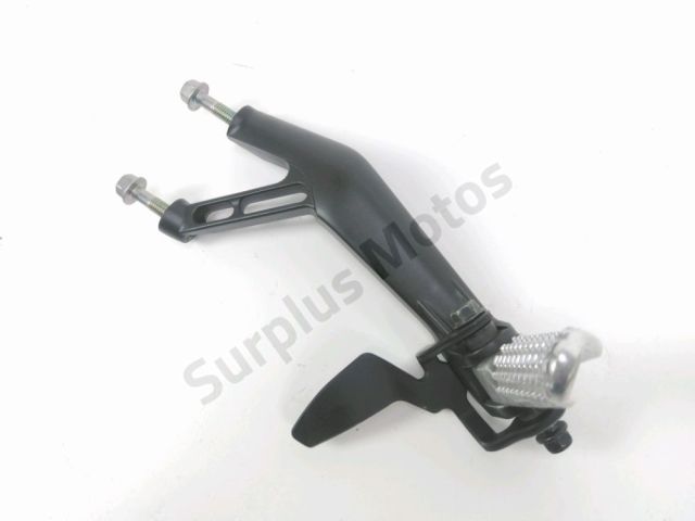 Platine et repose pieds arriere droit occasion YAMAHA R7 2022