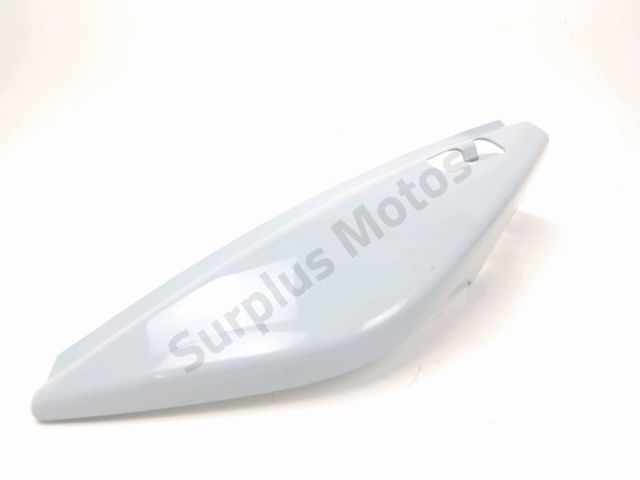 Carenage arriere gauche occasion BMW F 650 CS SCARVER 2001