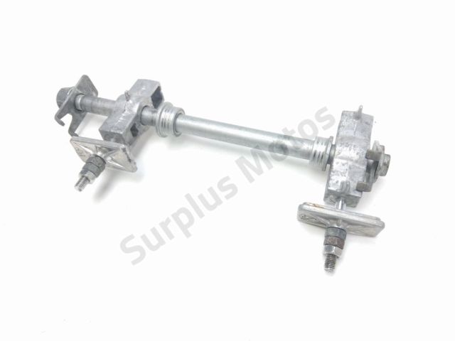 Axe de roue arriere occasion HONDA FMX 650 2006