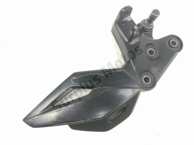 Platine avant gauche occasion SUZUKI GSXS 750 2020